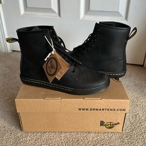 Dr. Martens AirWair Women’s 8